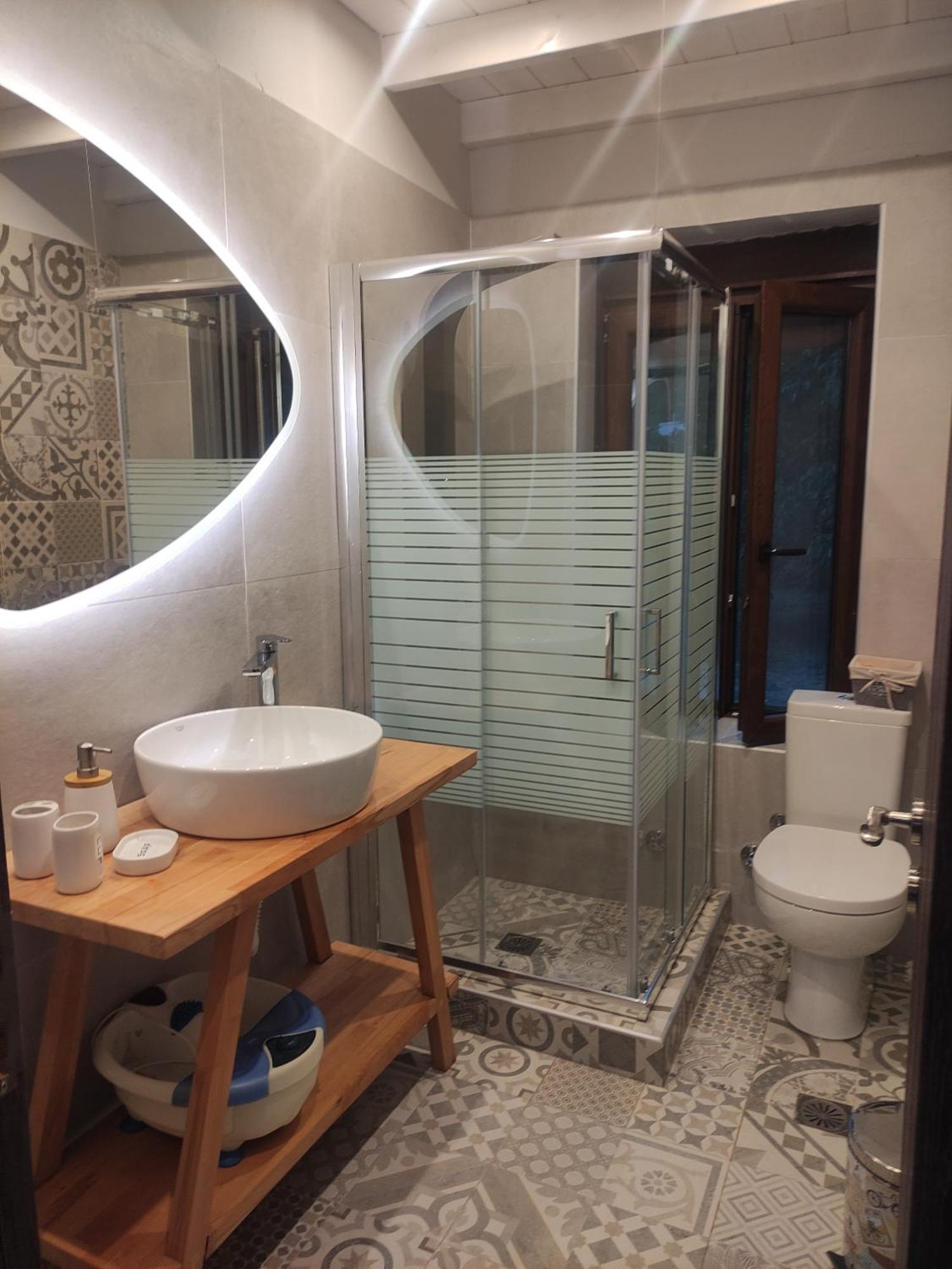 Stonehouse Karidis Holiday home *