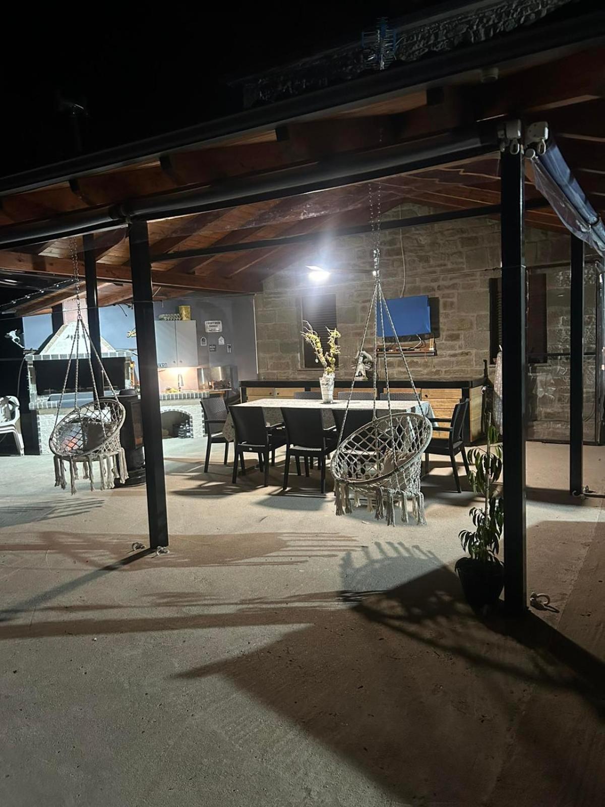 Stonehouse Karidis Holiday home
